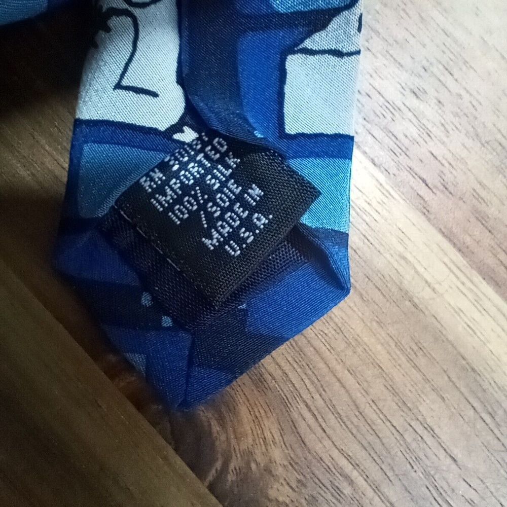 Vintage 90s PEANUTS 100% Silk Neck‎ Tie Snoopy Cartoon Surfing The Internet - Picture 5 of 8